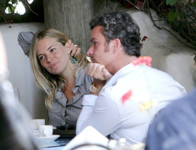 Sienna Miller And Balthazar Getty Enjoy Loved-Up Power Lunch | HuffPost ...