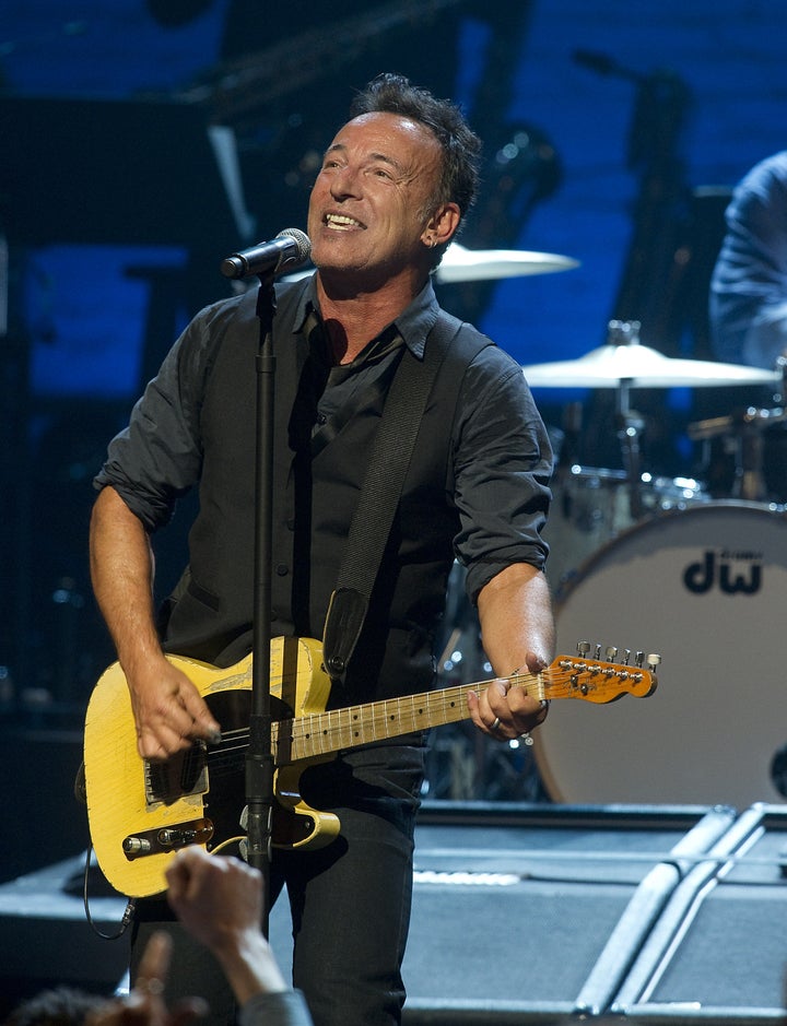 Bruce Springsteen's 'Wrecking Ball' Tops Adele, Earns Tenth No. 1 Album ...