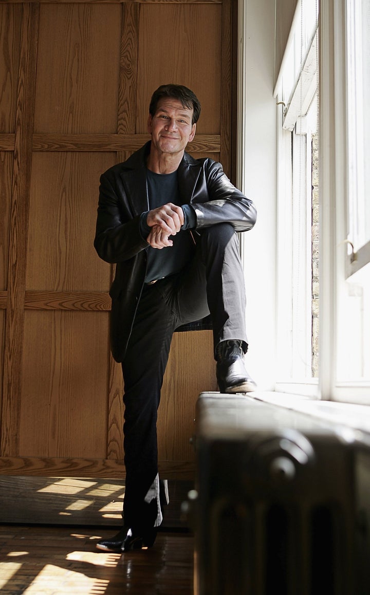 Patrick Swayze Denies That He Stopped Cancer Treatment HuffPost(00)