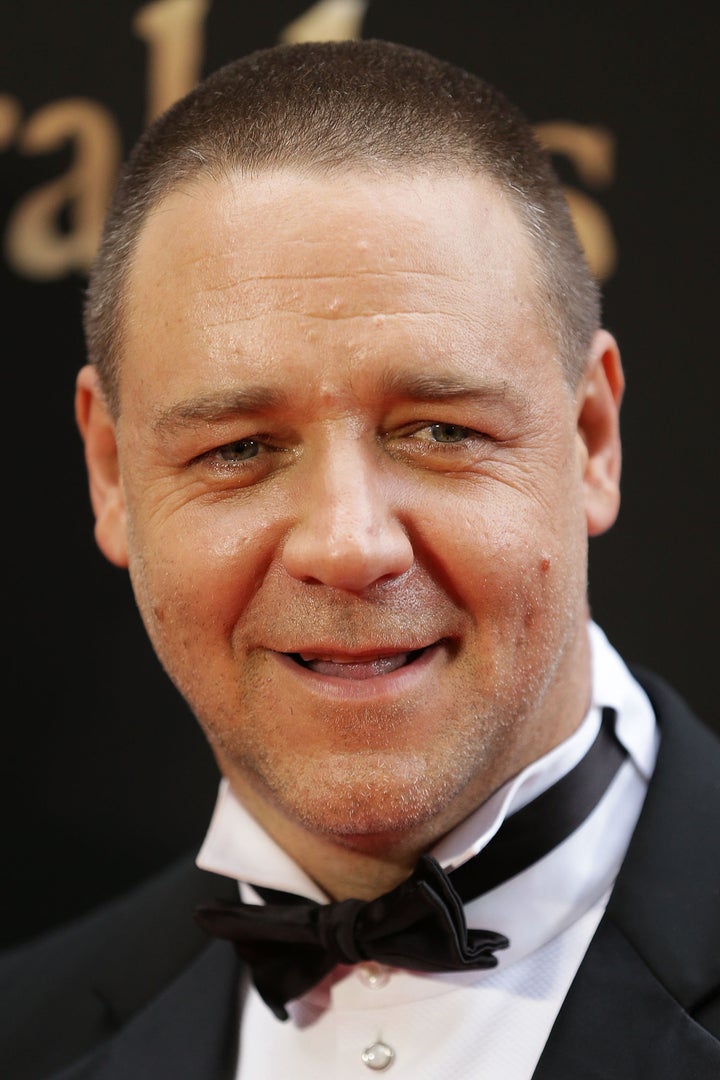 SYDNEY, AUSTRALIA - DECEMBER 21: Russell Crowe walks the red carpet during the Australian premiere of 'Les Miserables' at the State Theatre on December 21, 2012 in Sydney, Australia. (Photo by Brendon Thorne/Getty Images)