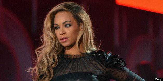 LONDON, ENGLAND - JUNE 01: (EXCLUSIVE COVERAGE. HIGHER RATES APPLY) Beyonce performs on stage at the 'Chime For Change: The
