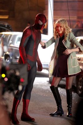 Emma Stone's Gwen Stacy Outfit On Set Of 'Amazing Spider-Man 2' Might Be  Giant Spoiler (PHOTOS) | HuffPost Entertainment