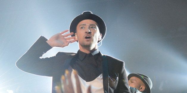 NEW YORK, NY - AUGUST 25: Justin Timberlake performs during the 2013 MTV Video Music Awards at the Barclays Center on August 25, 2013 in the Brooklyn borough of New York City. (Photo by Kevin Mazur/WireImage for MTV)