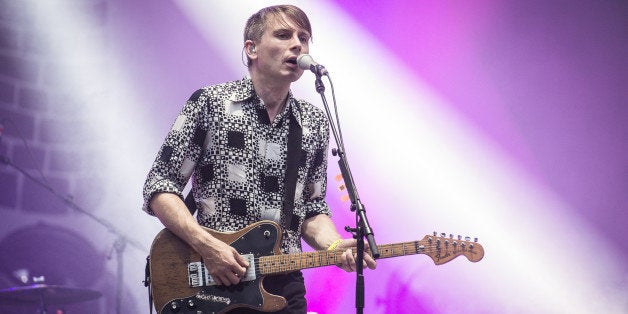 SAINT-CLOUD, FRANCE - AUGUST 23: Alex Kapranos from Franz Ferdinand performs at Rock en Seine on August 23, 2013 in Saint-Cloud, France. (Photo by David Wolff - Patrick/Redferns via Getty Images)