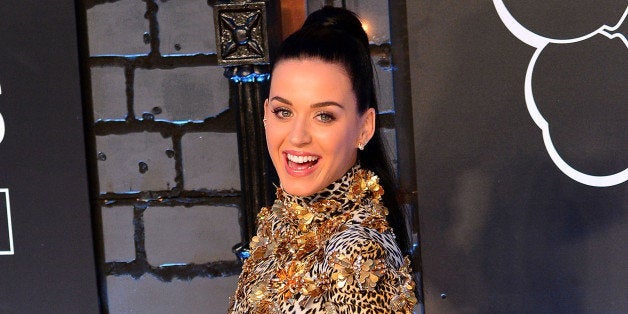 Katy Perry: 'Roar' Video Premiere – WATCH NOW!, Katy Perry, Music Video