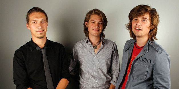 LOS ANGELES, CA - NOVEMBER 1: (L-R) Musicians Isaac Hanson, Taylor Hanson and Zac Hanson pose for a portrait November 1, 2007 in Los Angeles, California. (Photo by Mark Mainz/Getty Images)