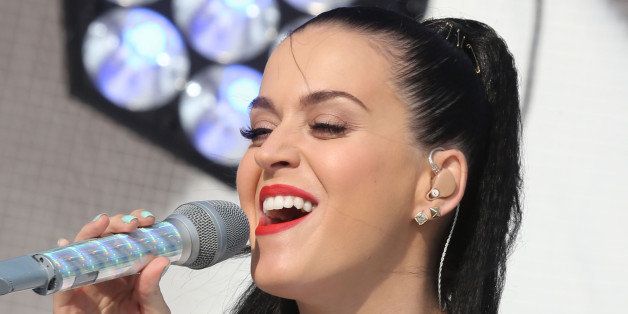 SYDNEY, AUSTRALIA - OCTOBER 29: (EUROPE AND AUSTRALASIA OUT) American singer Katy Perry performs live on stage for breakfast television show 'Sunrise' at the Sydney Opera House on October 29, 2013 in Sydney, Australia. (Photo by Chris Pavlich/Newspix/Getty Images)