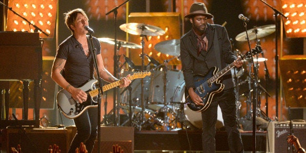 LOS ANGELES, CA - JANUARY 26: Musicians Keith Urban (L) and Gary Clark Jr. perform onstage during the 56th GRAMMY Awards at Staples Center on January 26, 2014 in Los Angeles, California. (Photo by Kevork Djansezian/Getty Images)