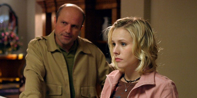 UNSPECIFIED - JANUARY 31: Medium shot of Enrico Colantoni as Keith and Kristen Bell as Veronica. (Photo by Justin Lubin/War