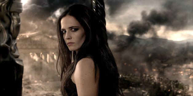 How Eva Green Absolutely Stole 300 Rise Of An Empire Huffpost