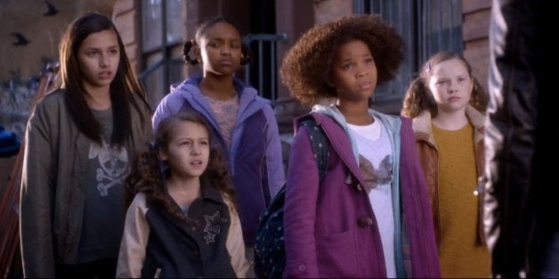 Annie Trailer Takes Quvenzhane Wallis To The Hard Knock Life Huffpost