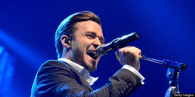 NEW YORK, NY - MAY 05: Musician Justin Timberlake performs during MasterCard Priceless Premieres Presents Justin Timberlake