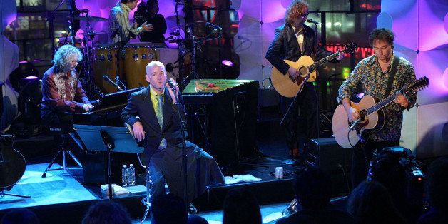 R.E.M. performs on MTV Unplugged at the MTV studios in New York City. 5/21/01 Photo by Scott Gries/ImageDirect