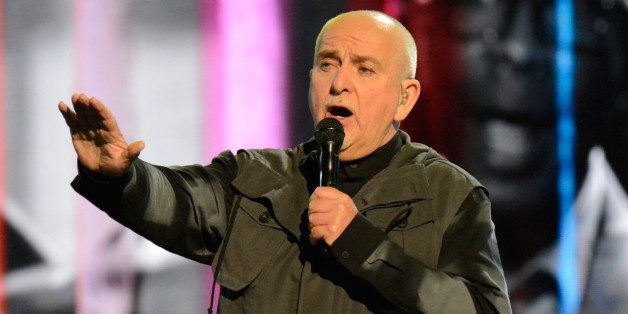 NEW YORK, NY - APRIL 10: Peter Gabriel performs onstage at the 29th Annual Rock And Roll Hall Of Fame Induction Ceremony at Barclays Center of Brooklyn on April 10, 2014 in New York City. (Photo by Kevin Mazur/WireImage)