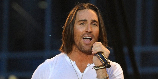 NASHVILLE, TN - JUNE 04: Jake Owen performs onstage at the 2014 CMT Music Awards at Bridgestone Arena on June 4, 2014 in Nas