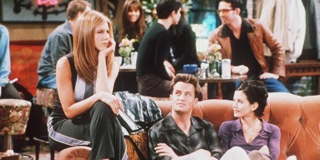 1998 Jennifer Aniston, Matthew Perry, and Courteney Cox in Year 4 of Friends