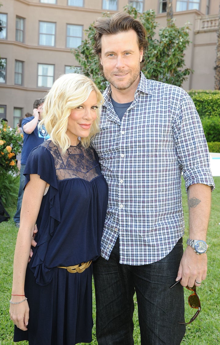 Tori Spelling & Dean McDermott Renew Their Vows HuffPost Entertainment