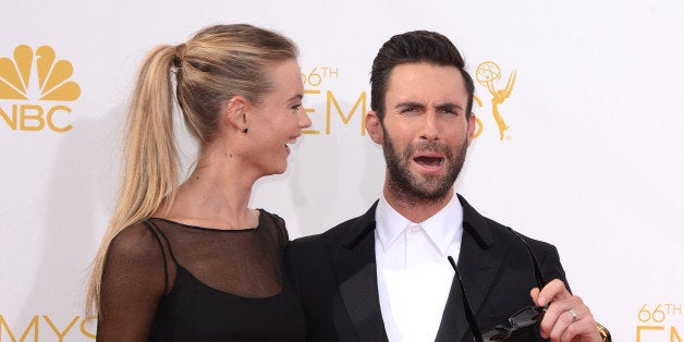 Adam Levine And Behati Prinsloo Do Weird Couple S Yoga Or