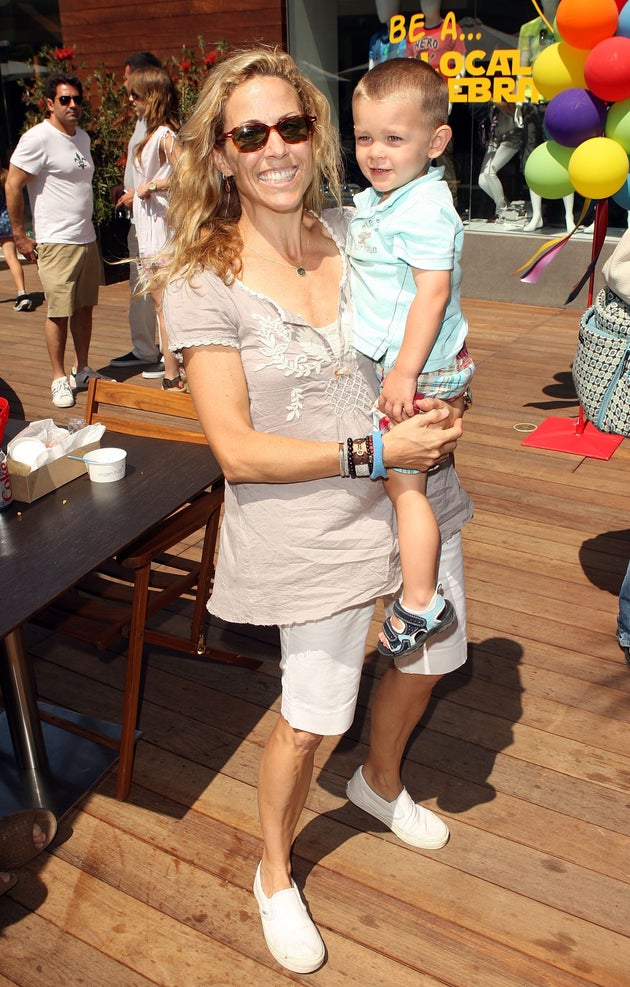 Sheryl Crow Adopts Son Levi James Huffpost