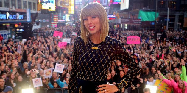 GOOD MORNING AMERICA - Taylor Swift performs live in Times Square on 'Good Morning America,' 10/30/14, airing on the ABC Television Network. (Photo by Fred Lee/ABC via Getty Images)TAYLOR SWIFT