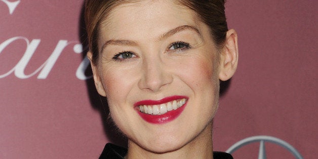 PALM SPRINGS, CA - JANUARY 03: Actress Rosamund Pike attends the 26th Annual Palm Springs International Film Festival Awards Gala at Parker Palm Springs on January 3, 2015 in Palm Springs, California.(Photo by Jeffrey Mayer/WireImage)