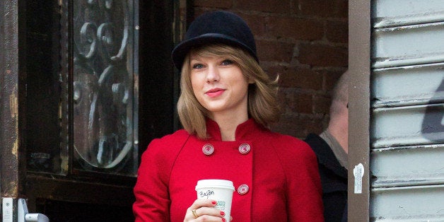 NEW YORK, NY - JANUARY 17: Taylor Swift is seen in TriBeCa on January 17, 2015 in New York City. (Photo by Alessio Botticelli/GC Images)