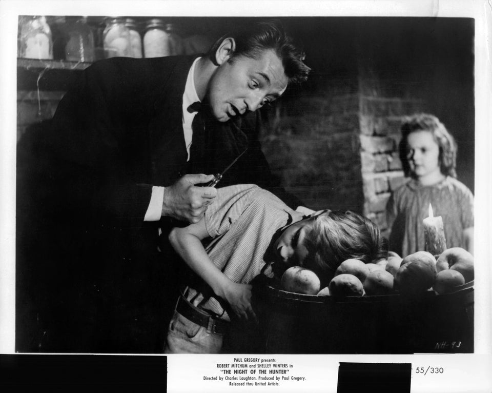 DVD Review: Robert Mitchum: The Signature Collection on Warner