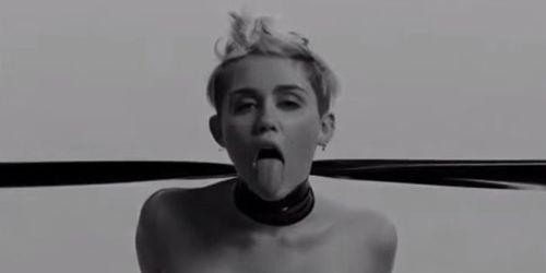 Ariana Grande Porn Bondage - Bondage-Themed Video Featuring Miley Cyrus Pulled From Porn Festival  [UPDATE] | HuffPost Entertainment