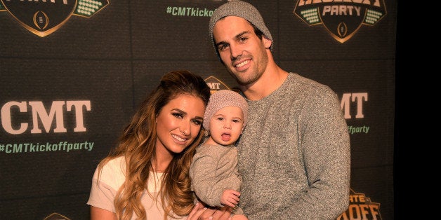 DALLAS, TEXAS - JANUARY 09: Jessie James Decker (left) and Eric Decker (right) attend the CMT ULTIMATE KICKOFF PARTY LIVE FRO