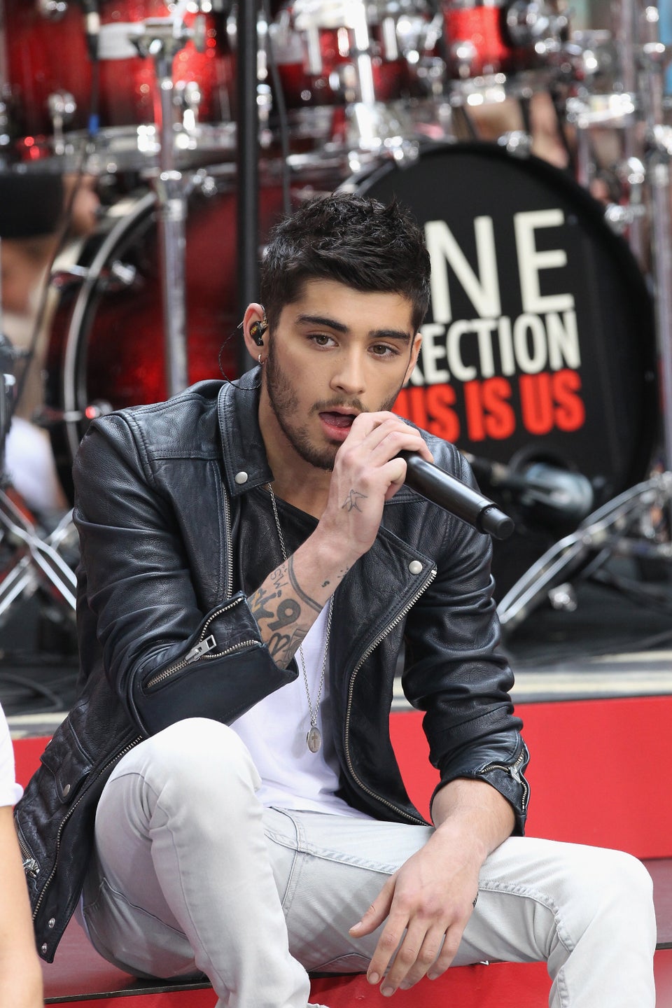 Zayn Maliks First Solo Song I Wont Mind Hits The Internet Huffpost Entertainment 