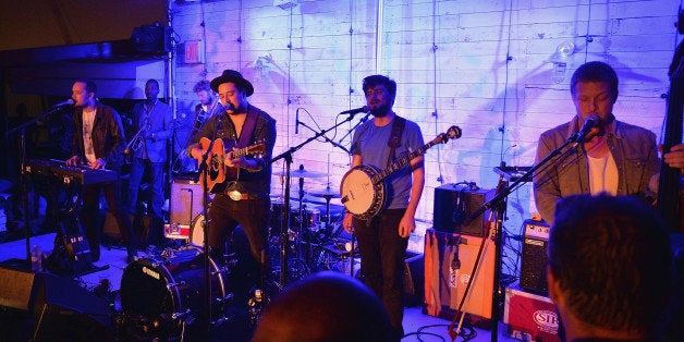 NEW YORK, NY - AUGUST 22: Mumford & Sons perform live at Soho House New York's 10th Birthday Celebration on August 22, 2013 in New York City. (Photo by Andrew H. Walker/Getty Images for Soho House)