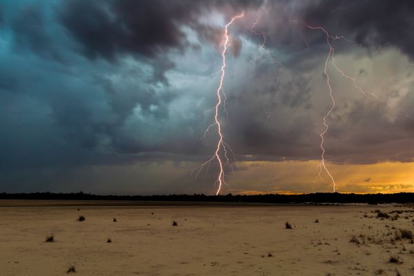 What Happens If Youre Struck By Lightning Huffpost 