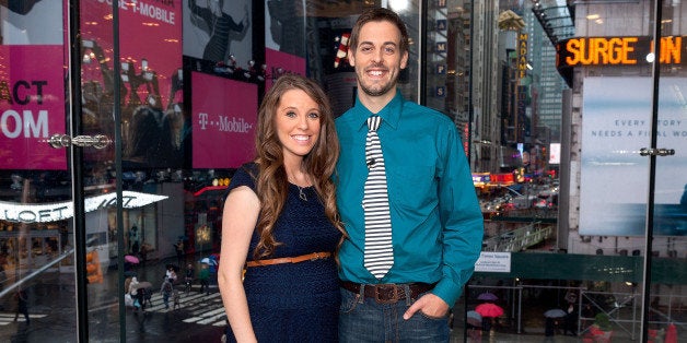 NEW YORK, NY - OCTOBER 23: Jill Duggar Dillard (L) and husband Derick Dillard visit 'Extra' at their New York studios at H&M in Times Square on October 23, 2014 in New York City. (Photo by D Dipasupil/Getty Images for Extra)