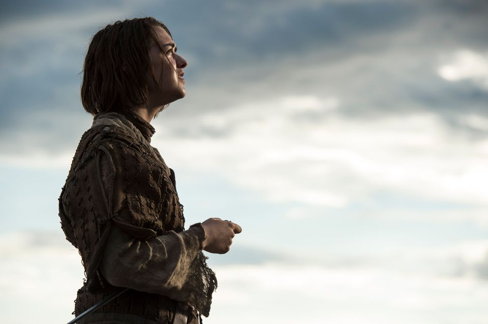 Maisie Williams learned to sword fight left handed because Arya is left handed