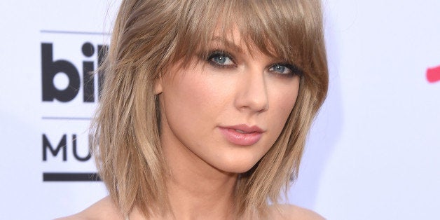 LAS VEGAS, NV - MAY 17: Singer Taylor Swift arrives at the 2015 Billboard Music Awards at MGM Garden Arena on May 17, 2015 in Las Vegas, Nevada. (Photo by Jason Merritt/Getty Images)