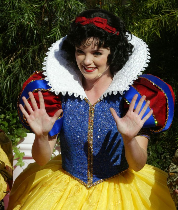 Chris Villains Snow White  Cosplay costumes for men, Cosplay outfits,  Disney cosplay