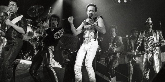 NETHERLANDS - OCTOBER 19: AHOY Photo of EARTH WIND & FIRE and Maurice WHITE, Maurice White (C) performing on stage (Photo