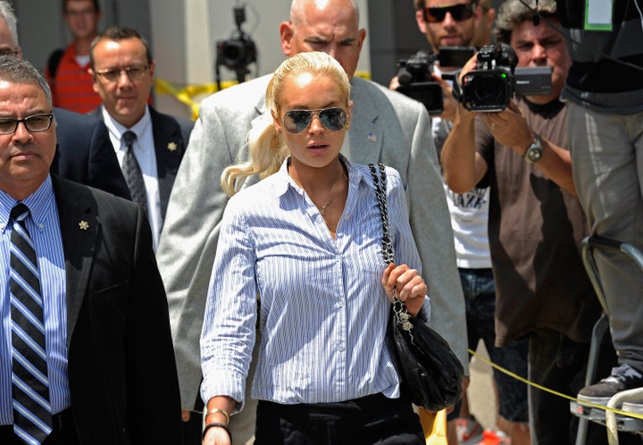 Lindsay Lohan Facing Limo Company Lawsuit? | HuffPost Entertainment