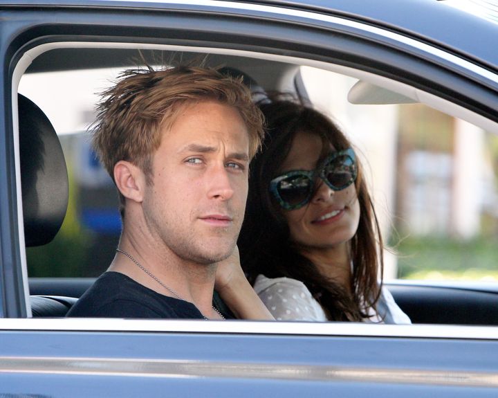 Ryan Gosling And Eva Mendes Smooching In A Car Photos Huffpost