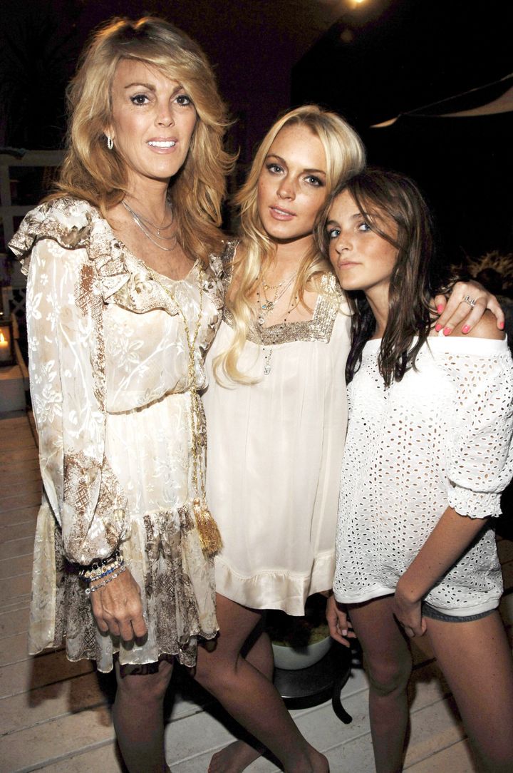 Lindsay Lohan Brought Little Sister Ali To Nude Playboy Shoot (POLL) |  HuffPost Entertainment