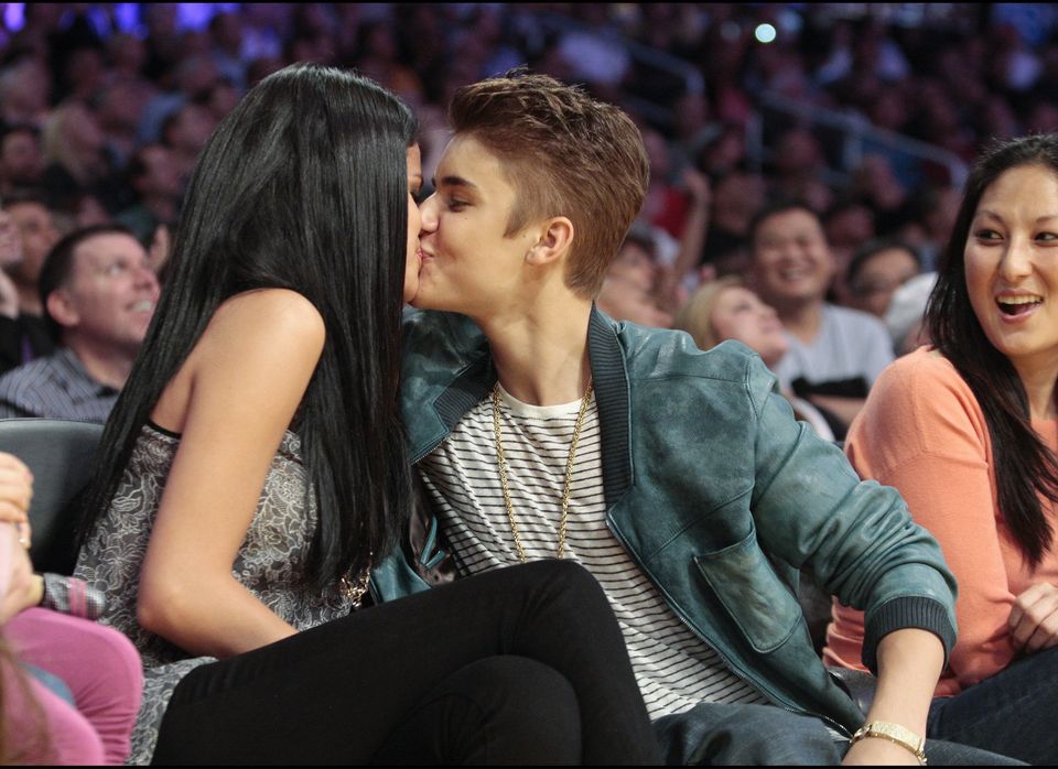 Selena Gomez & Justin Bieber at the Lakers vs Spurs