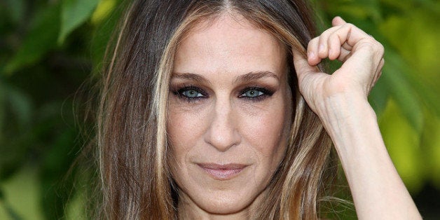 LONDON, ENGLAND - JUNE 26: Sarah Jessica Parker attends the annual Serpentine Gallery summer party at The Serpentine Gallery