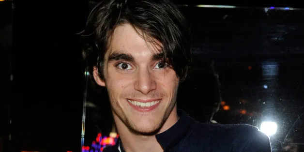 Photos: Breaking Bad's RJ Mitte Had a Super-Fun Birthday Party