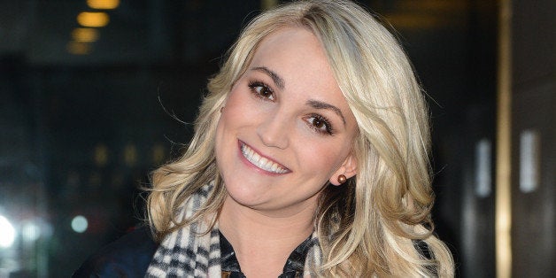 NEW YORK, NY - DECEMBER 19: Singer Jamie Lynn Spears leaves the 'Today Show' taping at the NBC Rockefeller Center Studios on