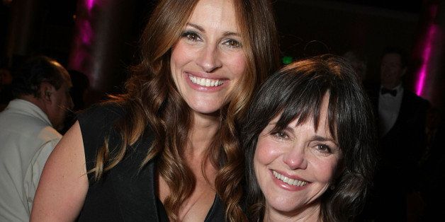 BEVERY HILLS, CA - OCTOBER 12: Julia Roberts and Sally Field at The 22nd Annual American Cinematheque Award at the Beverly Hilton Hotel on October 12, 2007 in Beverly Hills, California. (Photo by Eric Charbonneau/WireImage) 