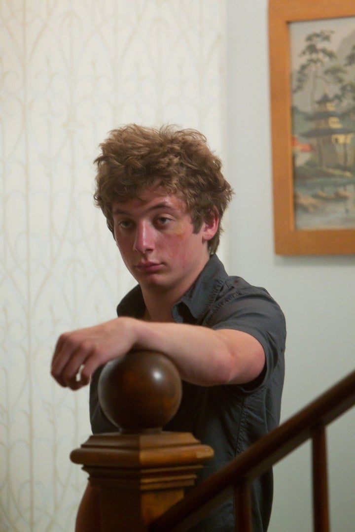 ‘Shameless’: Jeremy Allen White On Lip Becoming Frank, Karen’s New Man & Gallagher Family Troubles