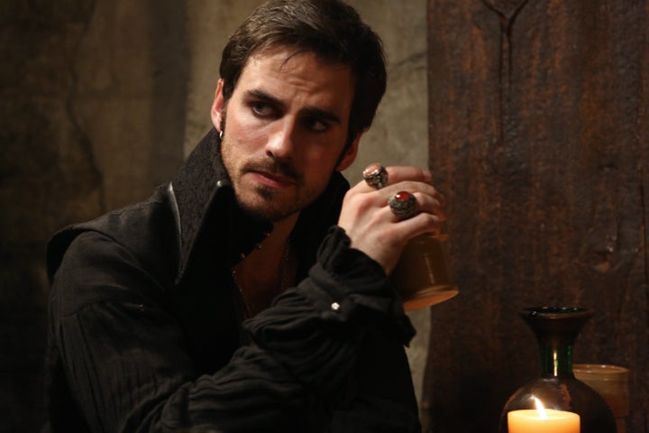 8 CAPTAIN HOOK