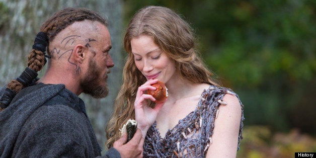 travis fimmel vikings season 2