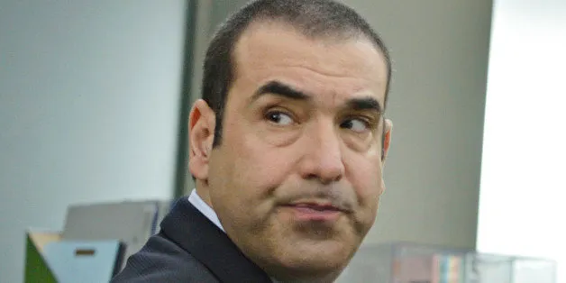 Suits' Star Rick Hoffman On Louis Litt Not Being The Villain, Getting His  Due, Being Allergic To Cats And More