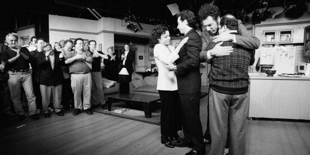 LOS ANGELES, CA - APRIL 3: (NO U.S. TABLOID SALES) Julia Louis-Dreyfus, Jerry Seinfeld, Michael Richards and Jason Alexander embrace on the set of the show 'Seinfeld' during the last days of shooting, April 3, 1998 in Los Angeles, California. (Photo by David Hume Kennerly/Getty Images)
